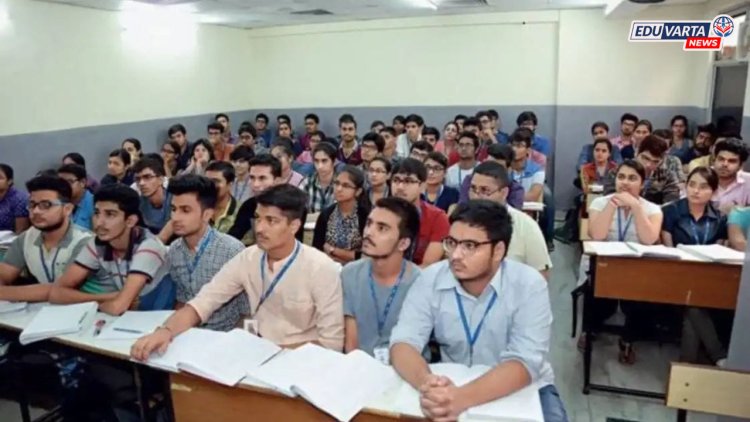 शाळेतील पूर्णवेळ शिक्षकांना शिकवणी घेण्यास सक्त मनाई; हरकती-सूचनांसाठी मुदत १५ सप्टेंबरपर्यंत मुदतवाढ 