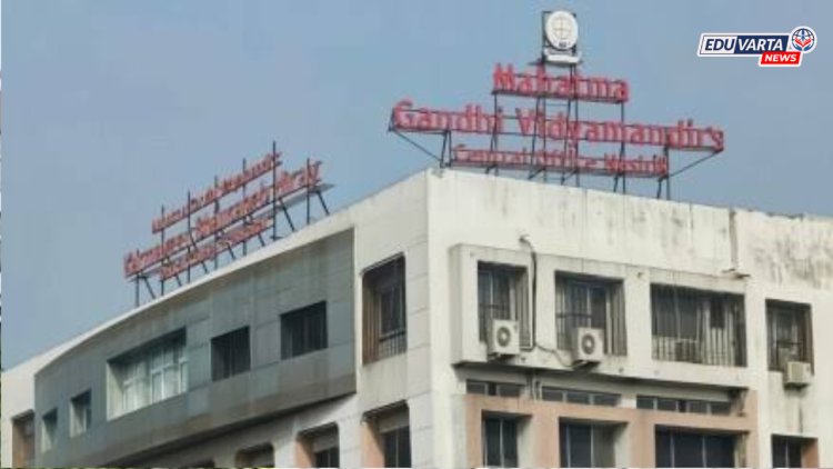 प्राध्यापक मृत्यूप्रकरणी उपसंचालक, शिक्षणाधिकाऱ्यांसह पाच जणांवर मनुष्यवधाचा गुन्हा दाखल