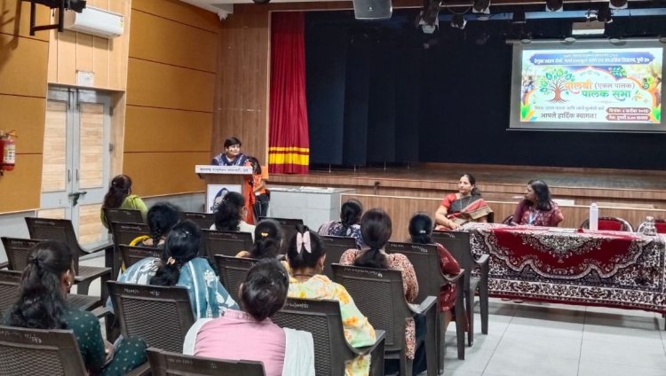रेणुकास्वरूप प्रशालेत ‘पालवी’ गटाची प्रथम सभा उत्साहात संपन्न