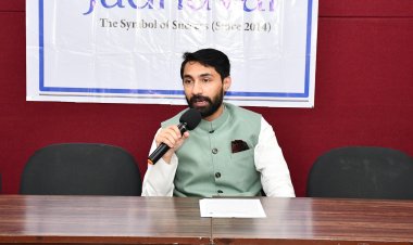 प्रा. जोगेंद्र कवाडे यांना जाधवर इन्स्टिट्यूट्सचा जीवनगौरव पुरस्कार