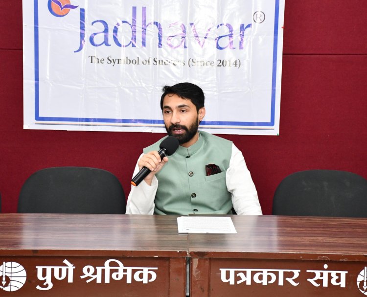 प्रा. जोगेंद्र कवाडे यांना जाधवर इन्स्टिट्यूट्सचा जीवनगौरव पुरस्कार